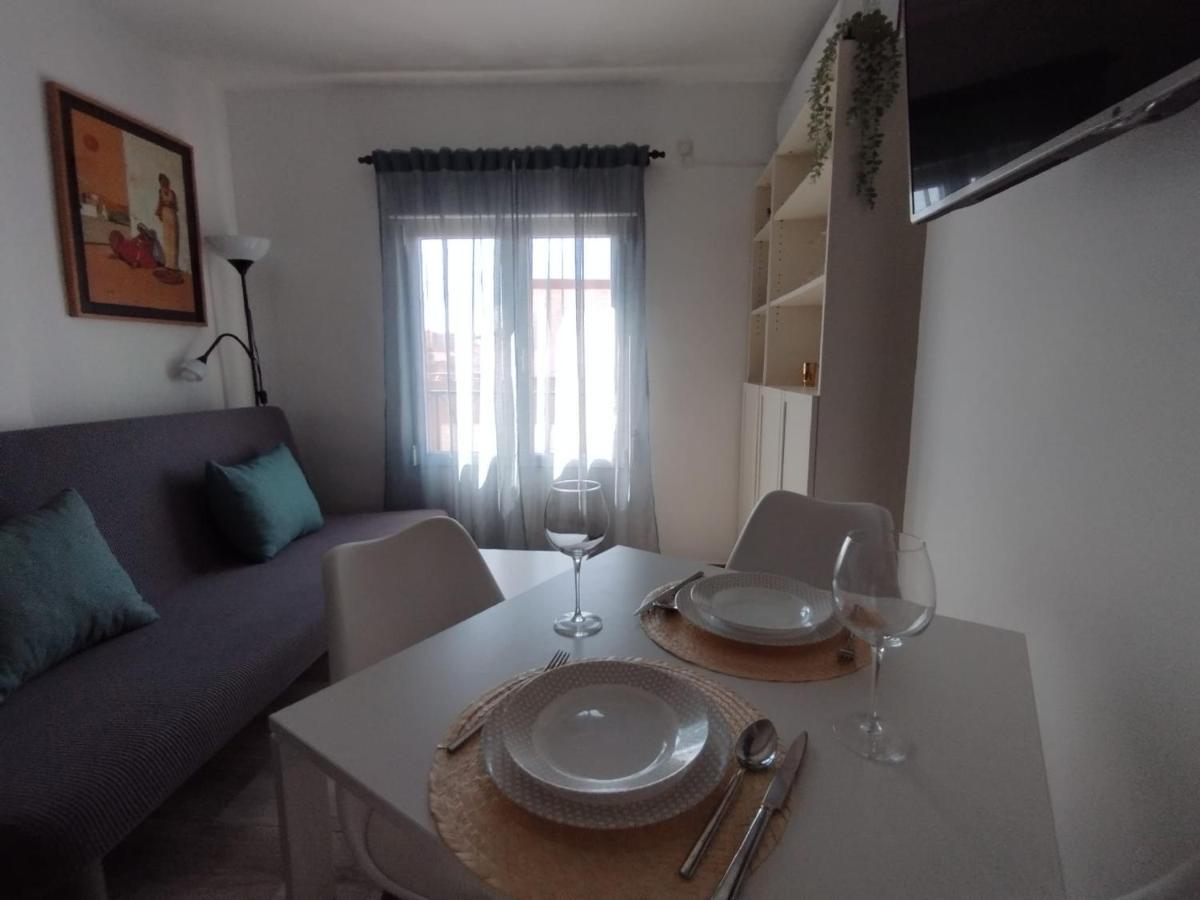 Apartamento Victoria Plaza Málaga Kültér fotó